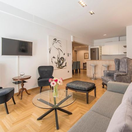 Delightful Stylish Two Bedroom Condo In Hip Area Of Central Athen Eksteriør billede