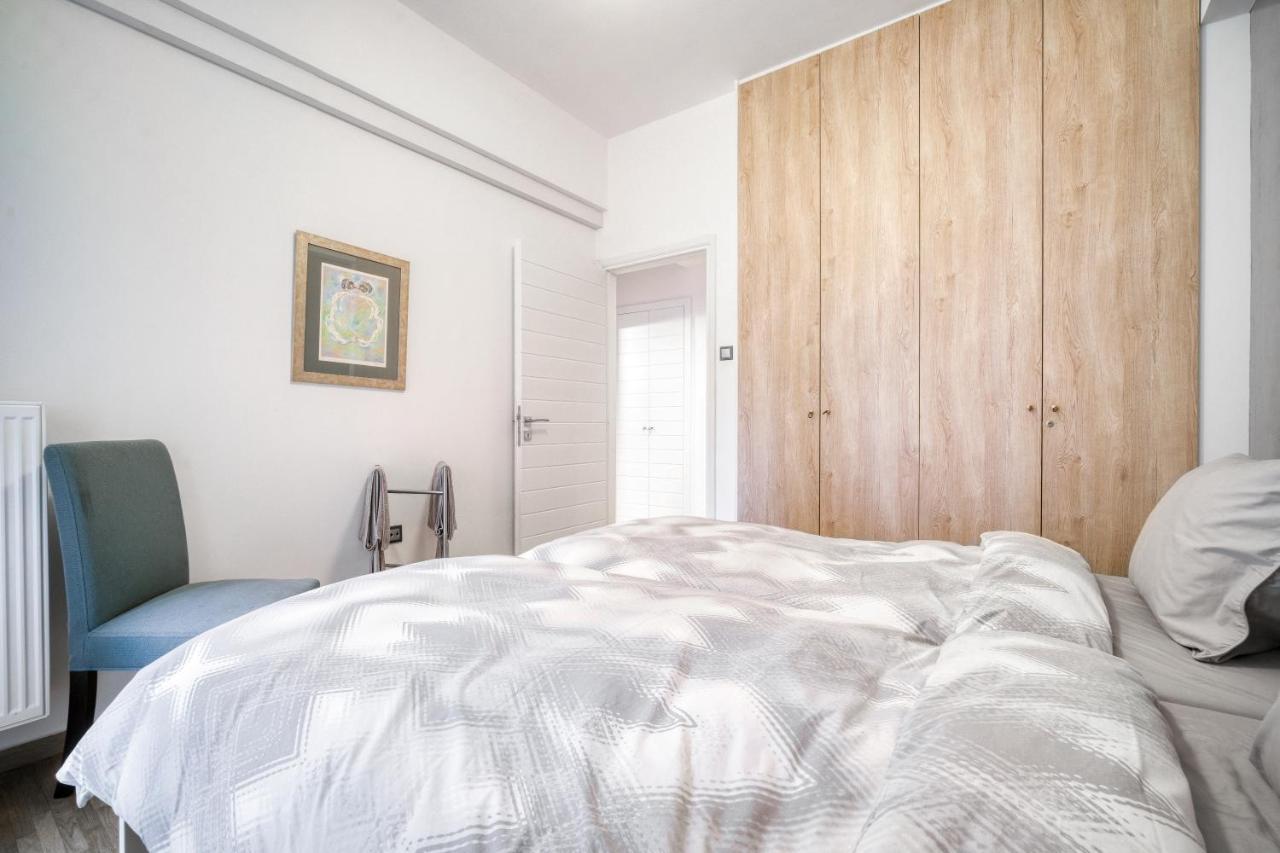 Delightful Stylish Two Bedroom Condo In Hip Area Of Central Athen Eksteriør billede