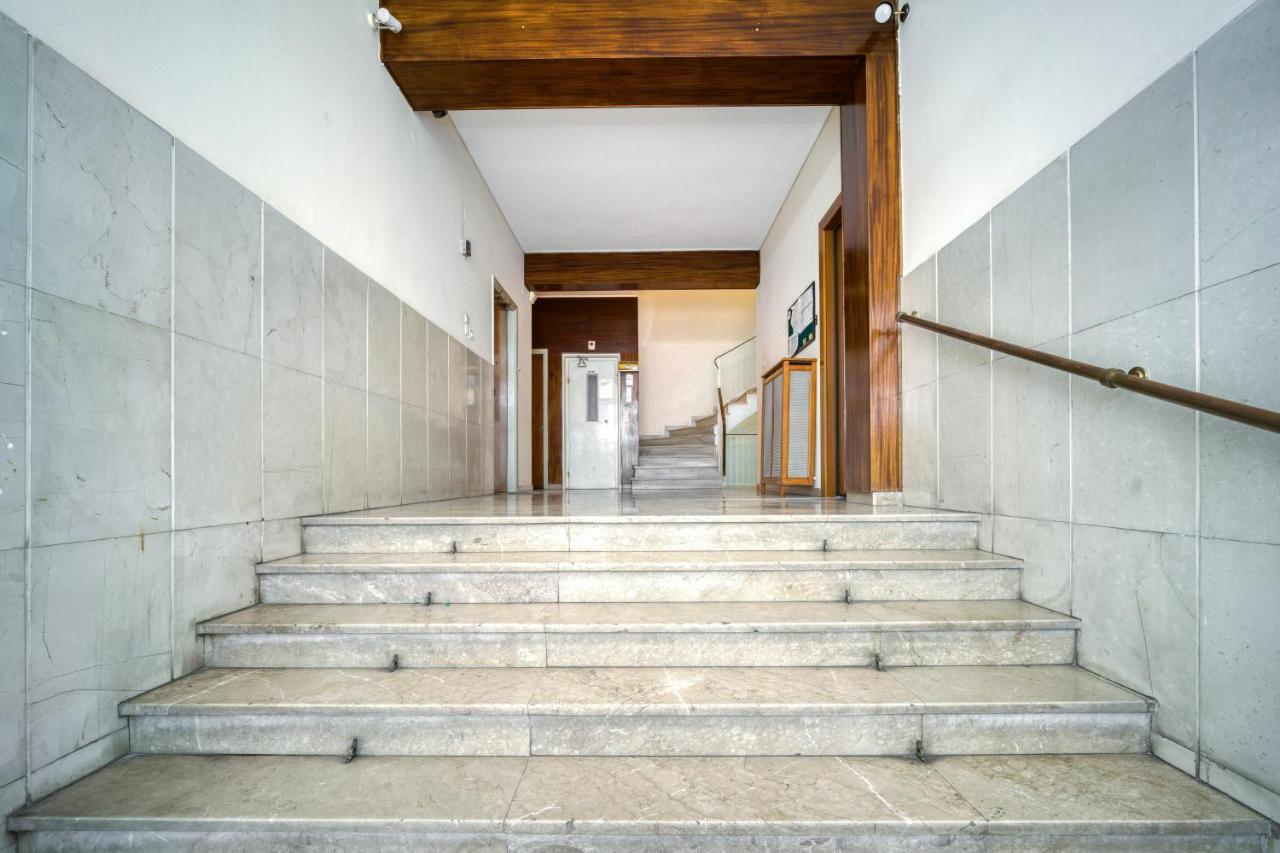 Delightful Stylish Two Bedroom Condo In Hip Area Of Central Athen Eksteriør billede