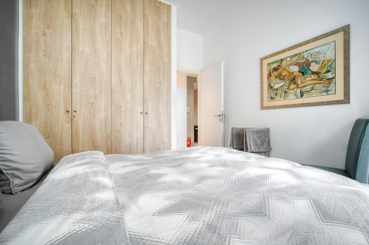 Delightful Stylish Two Bedroom Condo In Hip Area Of Central Athen Eksteriør billede