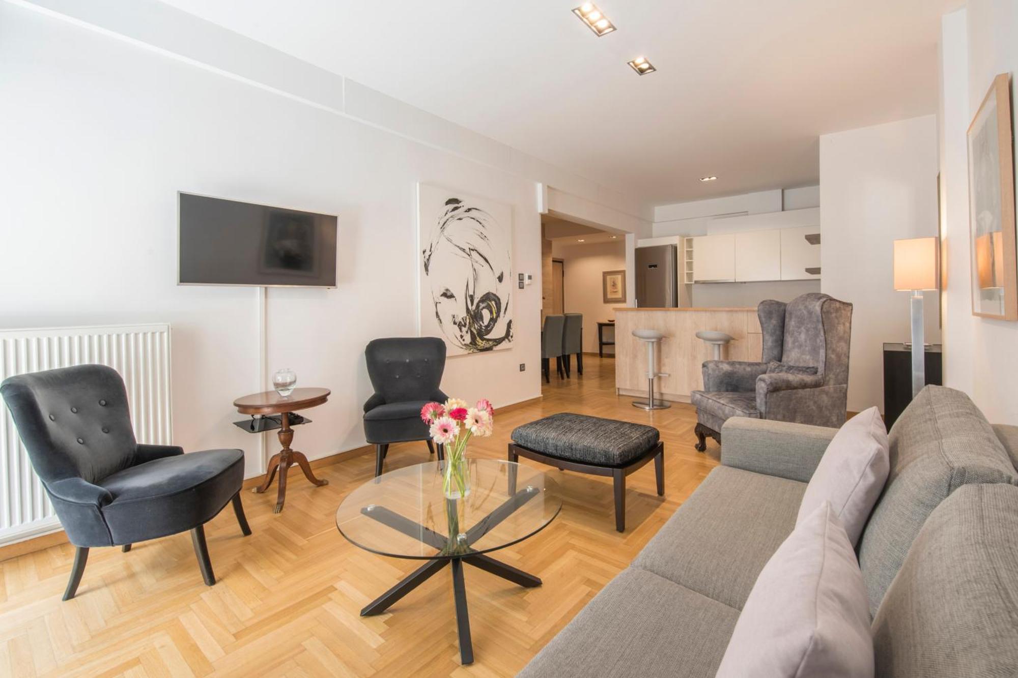 Delightful Stylish Two Bedroom Condo In Hip Area Of Central Athen Eksteriør billede