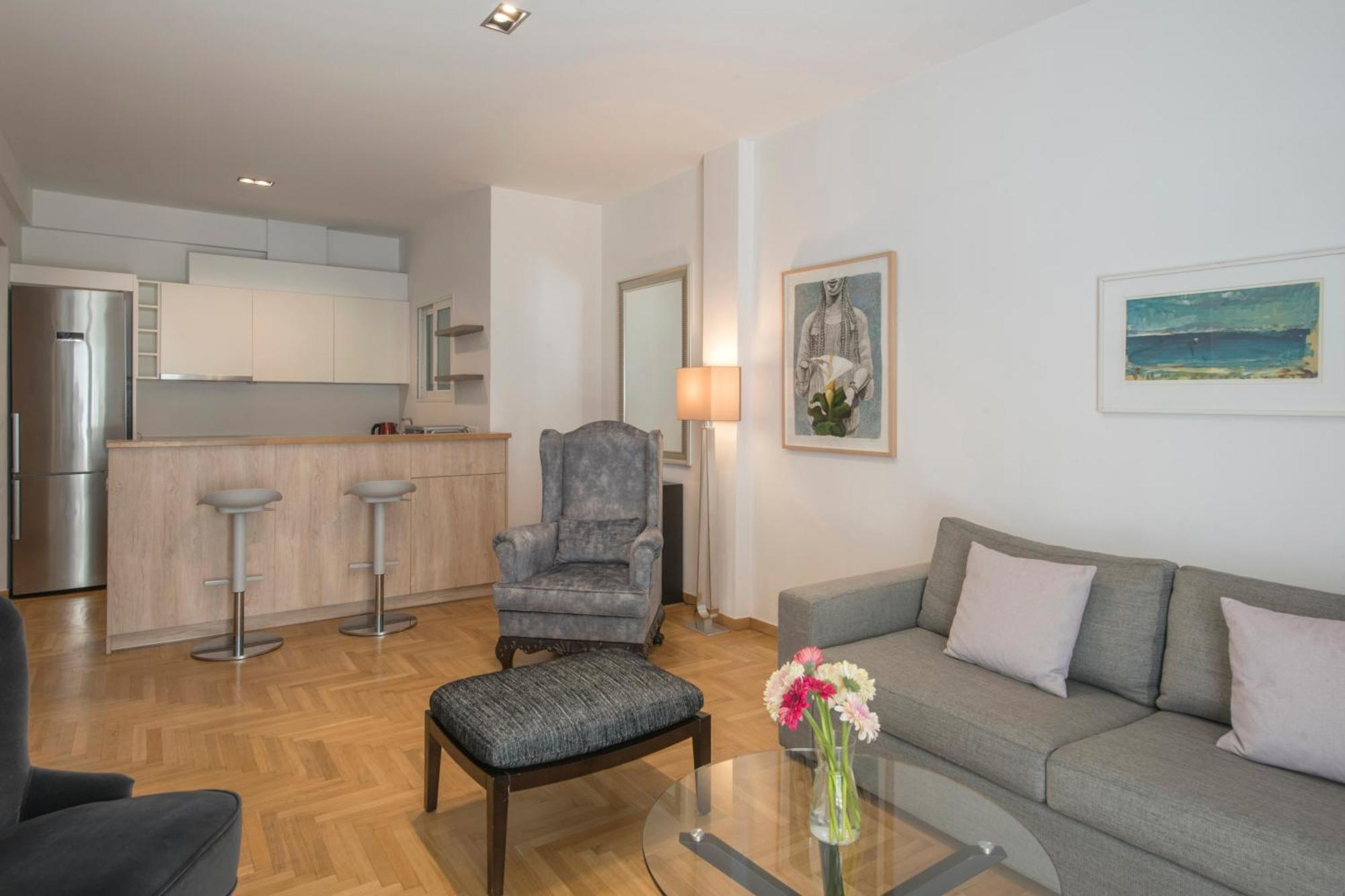Delightful Stylish Two Bedroom Condo In Hip Area Of Central Athen Eksteriør billede