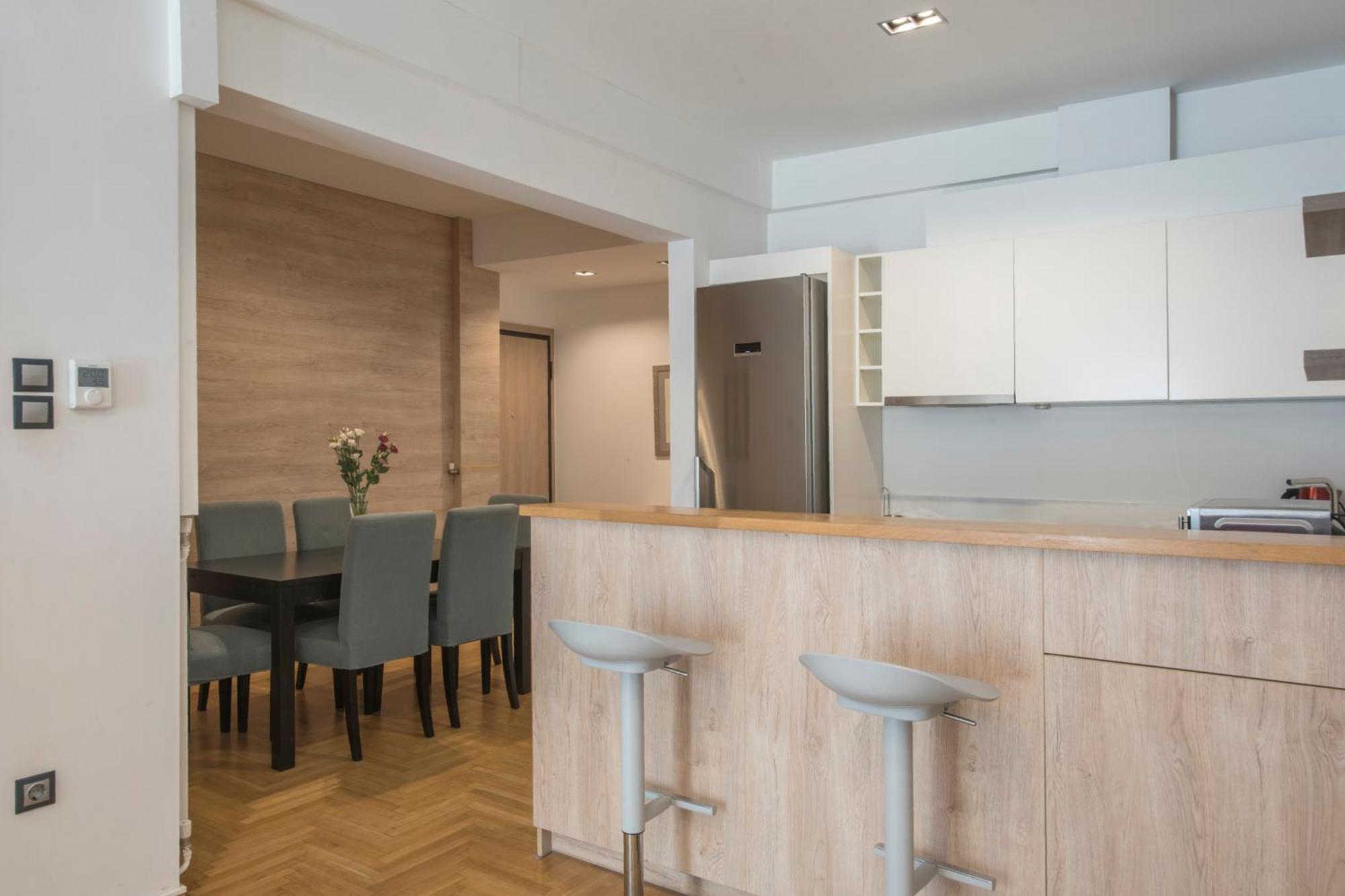 Delightful Stylish Two Bedroom Condo In Hip Area Of Central Athen Eksteriør billede
